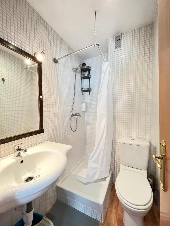 Apartamento Piso en Augusto Figueroa Madrid Exterior foto